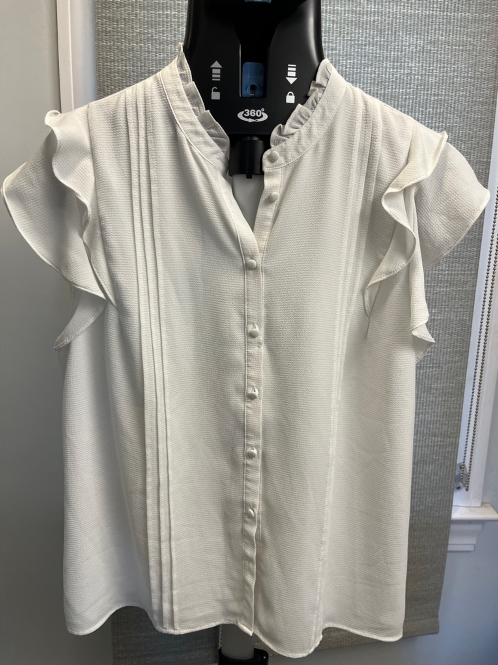 CeCe Cream Ruffled Collar Button-Front Blouse